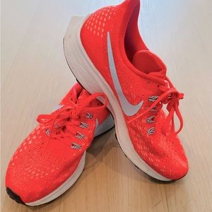 Nike Womens running shoe size 6.5